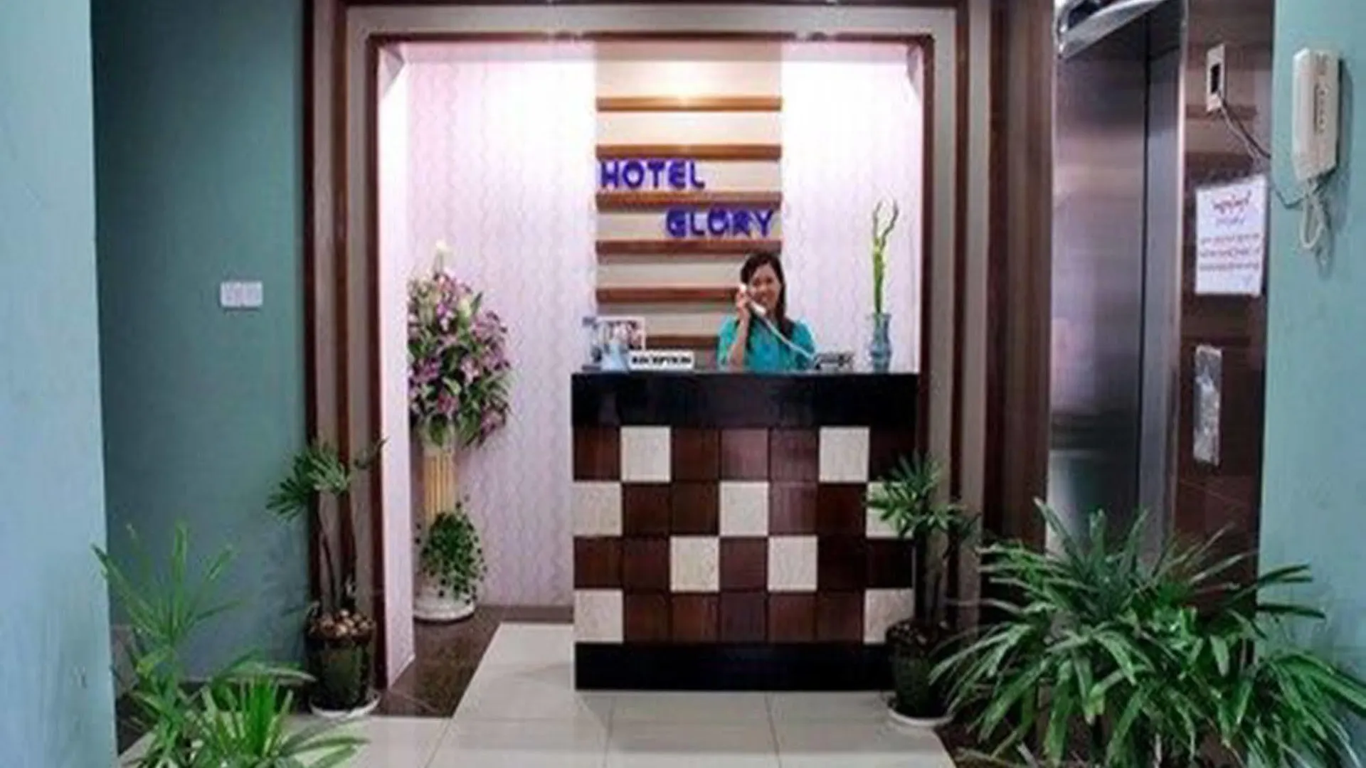 Hotel Glory Yangon